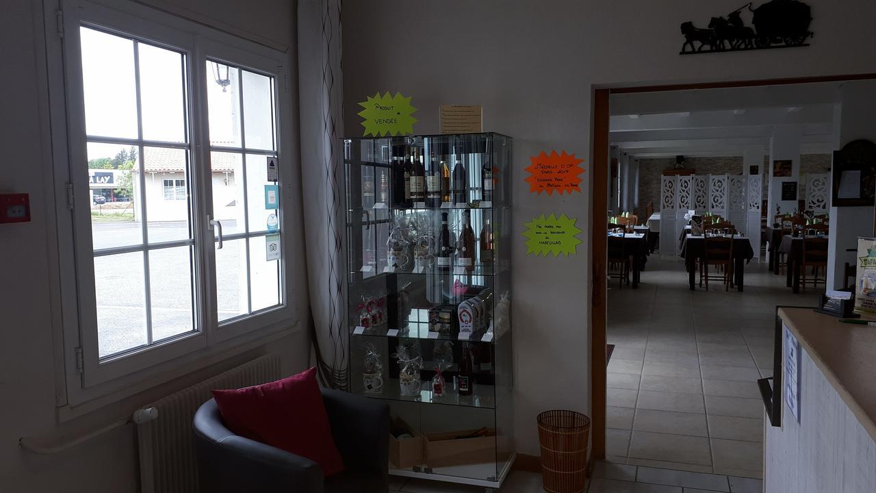 Le Mareuillais Hotel-Restaurant Exterior photo